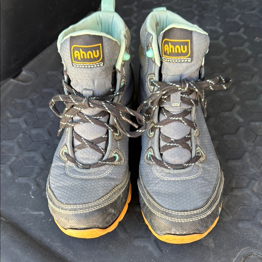 Ahnu Gray Hiking Boots Size 8